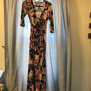 Maternity floral maxi dress